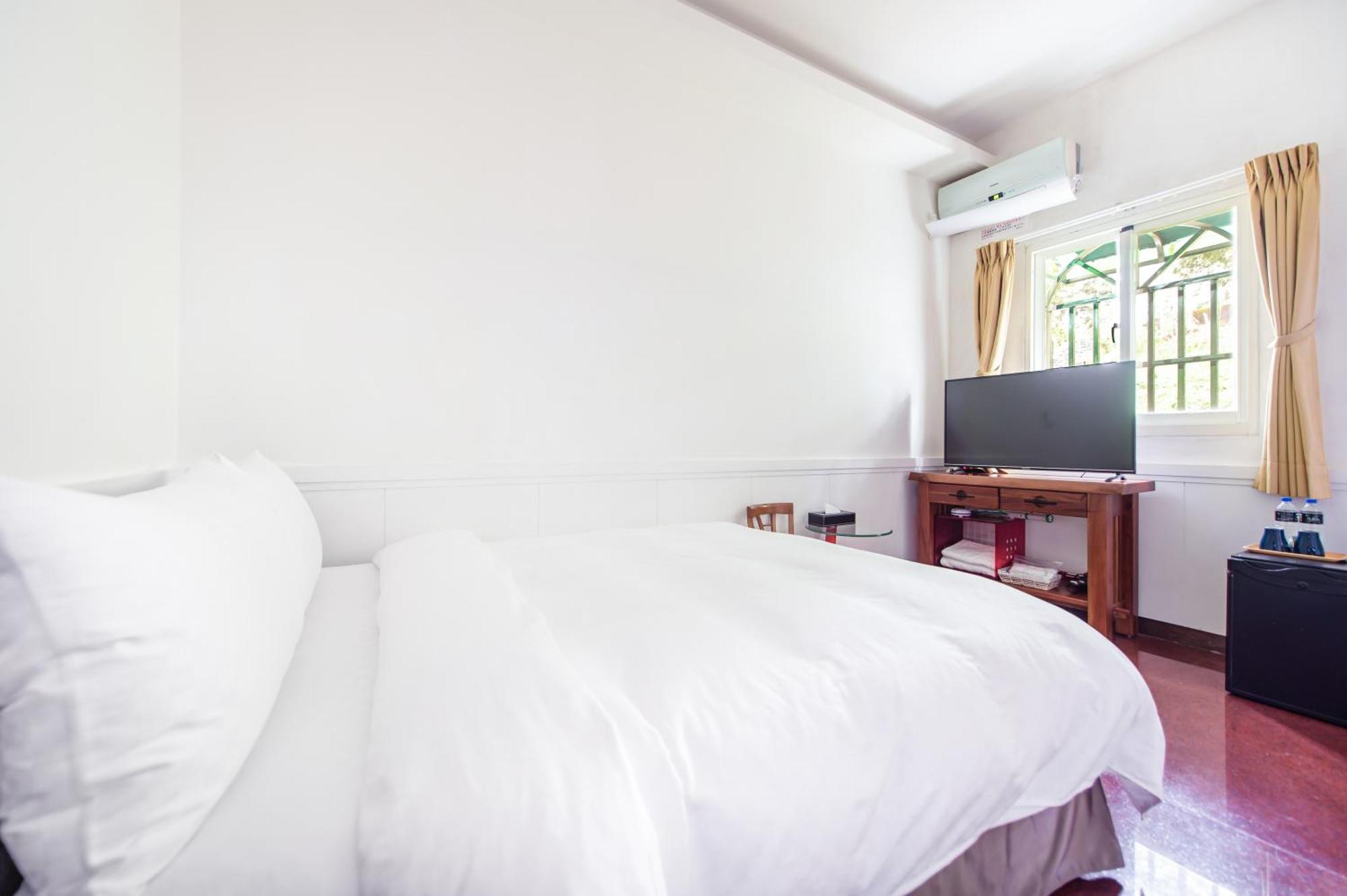 Moonlake B&B Yuchi Habitación foto